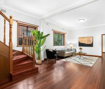 Spacious Four-Bedroom Family Home with Entertainer's Courtyard in P... - Photo 3