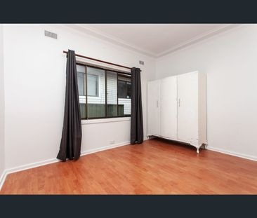 145 Lakeview Parade, Primbee, NSW 2502 - Photo 1