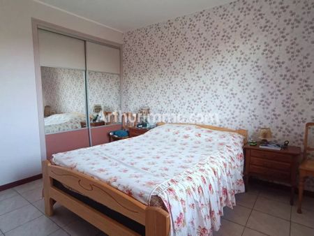 Location Maison de village 4 pièces 176 m2 à Asnans-Beauvoisin - Photo 2