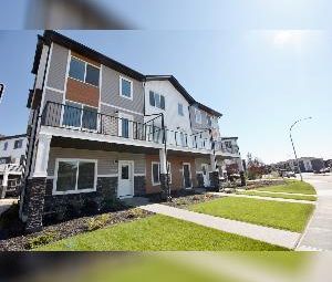 4 Bed 2.5 Bath Townhome Cornerstone NE Calgary - Photo 6