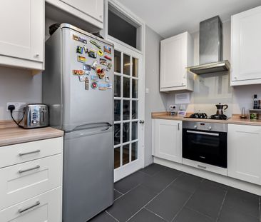 Room in a Shared House, Beaconsfield Close, SE3 - Photo 3