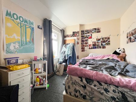 Pen-Y-Wain Road, Roath - Photo 5