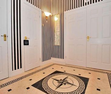 Coxtie Green Road, Pilgrims Hatch, Brentwood, CM14 - Photo 1