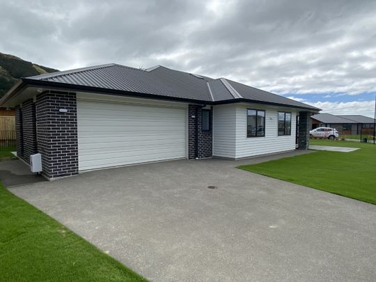 2 Weweia Close, Kenepuru - Photo 1