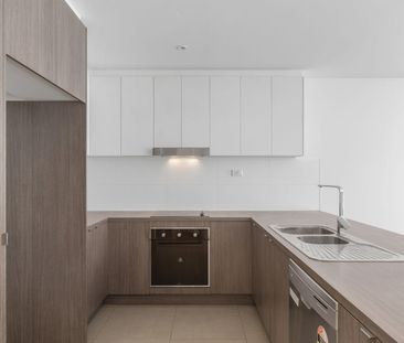 Modern Living with a Courtyard Lifestyle - Photo 4