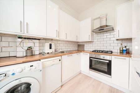 Elsham Road, Holland Park, W14, London - Photo 4