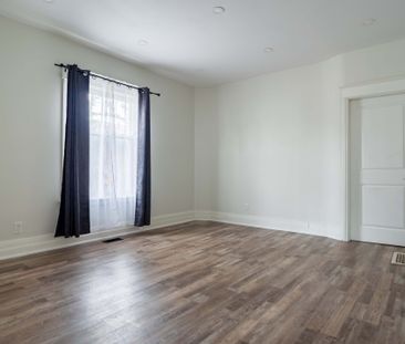 For Lease - 5 Herrick Avenue, St. Catharines, Ontario - Photo 2