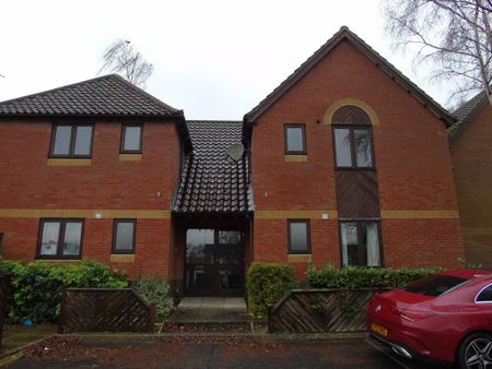 1 bedroom flat to rent - Photo 5