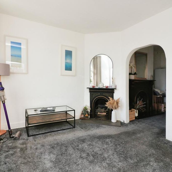 2 bedroom semi-detached house to rent - Photo 1