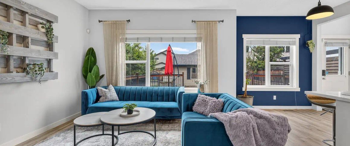 Luxury Furnished Rental- With A/C -INTERNET included + FREE Netflix & PrimeVideo — 3 Bedrooms House - Photo 1