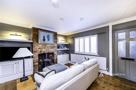 2 bedroom terraced house to rent - Photo 2