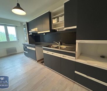 Location Appartement 4 pièces 98m² LAVAL 53000 - Photo 2