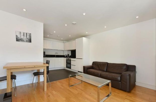 South Wharf Road, W2, London - Photo 1