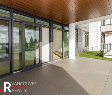 Condo in West Vancouver, BC - Photo 6