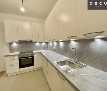 TOPSANIERT + UNBEFRISTET + GROSSZÜGIGE 2-ZIMMER WOHNUNG - Photo 2