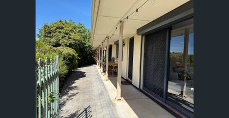 Well maintained family home - Photo 3