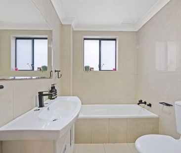 South Hurstville - Photo 4