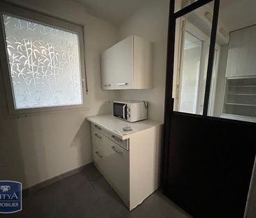 Location Appartement 2 pièces 46m² MARGUERITTES 30320 - Photo 4