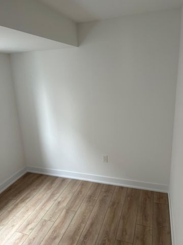 For Lease - 53 Pumpkin Corner Crescent Unit# 2, Barrie, Ontario - Photo 4
