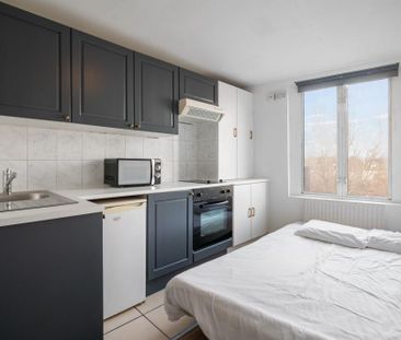 Flat 15 West Cromwell Road, Earls Court SW5 9QL - Photo 5