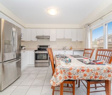 For Lease - 2570 Valleyridge Drive, Oakville, Ontario - Photo 5