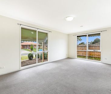 Comfortable Family Living in a Convenient Cranbourne Location - Photo 4