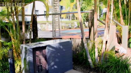 3 Bedroom / 2 Bathroom Apartment (Rent a Room) - Photo 5