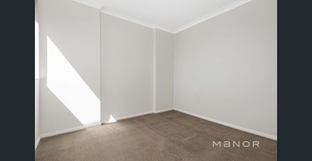 Stylish Apartment in a Prime Baulkham Hills Location - Photo 5