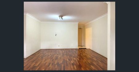 CONVENIENT 2 BEDROOM FAMILY UNIT PENDLE HILL... - Photo 3