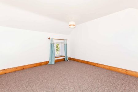 2 bedroom detached house to rent - Photo 2