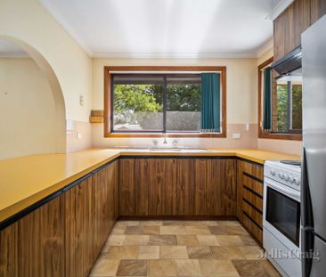 60 S E C Road, Warrenheip - Photo 2