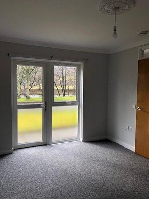 2 bedroom semi-detached bungalow to rent - Photo 1