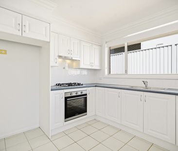 Immaculate 3-bedroom Villa - Photo 1