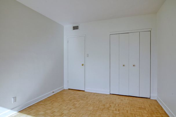 Condo for rent, Montréal (Ville-Marie) - Photo 1