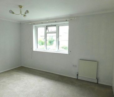 Coronation Gardens, East Sussex - £1,200pcm - Photo 1