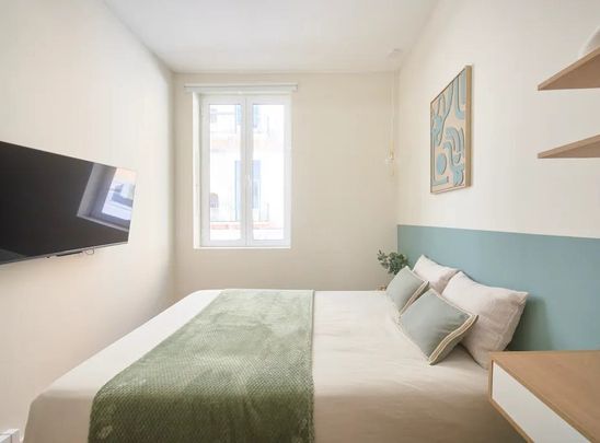 Largo Vitorino Damásio, Lisbon, Lisbon 1200-872 - Photo 1