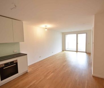 Ruhelage: Schöne 3-Zimmer-Wohnung mit Loggia in Augartennähe - Photo 2