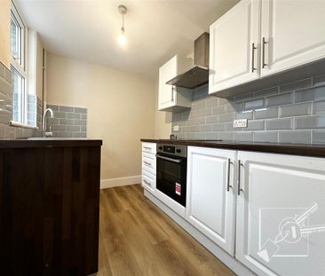 2 bedroom terraced house to rent - Photo 6