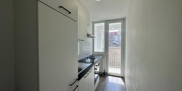 Appartement te huur in Oostende voor € 700 met 1 slaapkamer - Photo 1