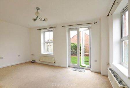 3 bedroom semi-detached house to rent - Photo 2
