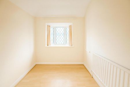 3 bedroom end of terrace house to rent - Photo 5