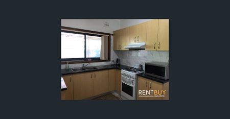 LARGE 4 BEDROOM HOUSE FOR LEASE - Photo 4