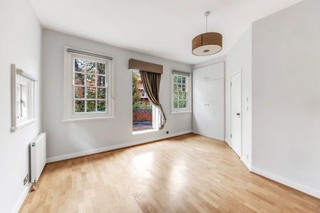 3 Bedroom Flat To Let - Photo 2