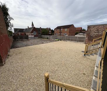 2 bedroom terraced house to rent - Photo 6