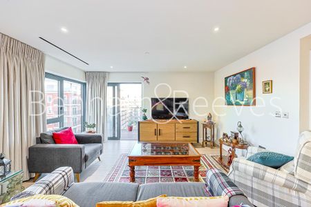 3 bedroom apartment to rent - Photo 4