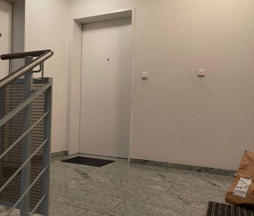 SANKT AUGUSTIN, helle 3 Zimmer Wohnung ca. 80 m² Wfl. mit eigener T... - Foto 1