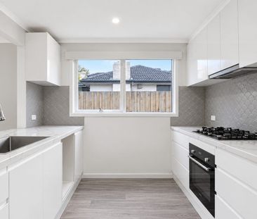 Modern Comfort in a Convenient Mooroolbark Location - Photo 4