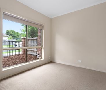 9 Monash Street, Heidelberg Heights - Photo 3