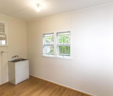 43 Arlington Street, 4151, Coorparoo Qld - Photo 6