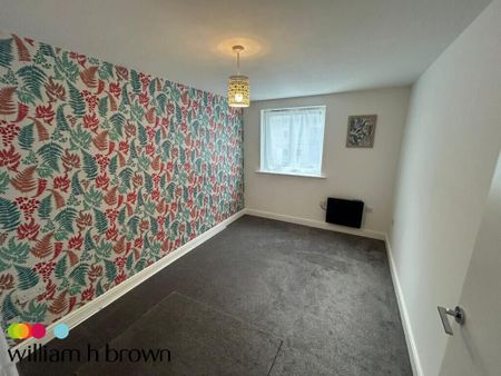 Duke Street - Photo 3